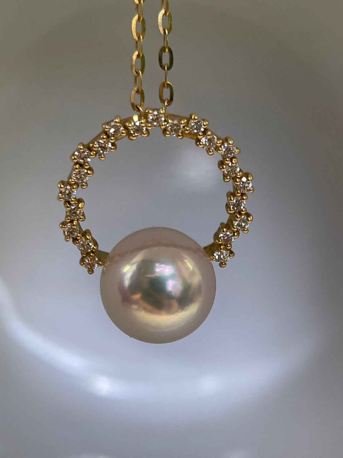 ⭐️8.5mm Akoya Pearl With 0.14CT Diamond Pendant