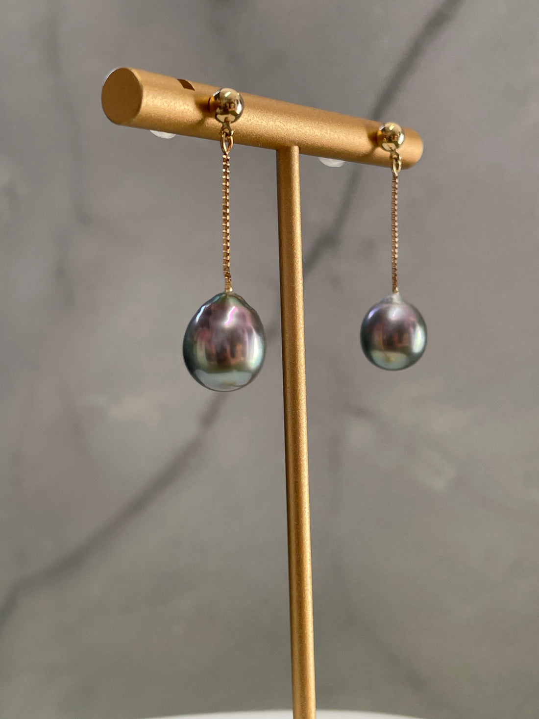 9–10mm Tahitian Pearl Drop Earrings in 18K Yellow Gold
