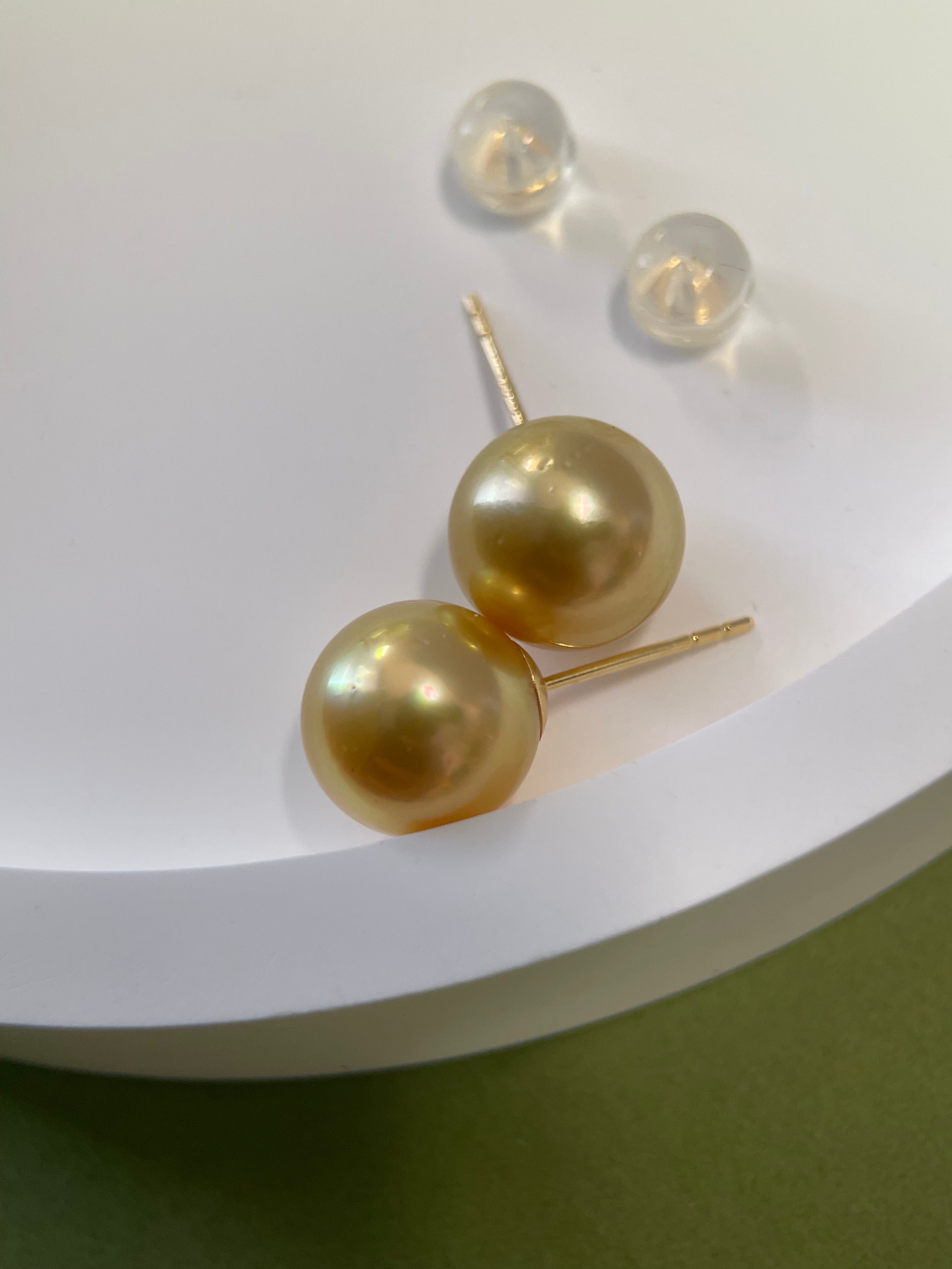 9.6mm Golden South Sea Pearl Stud Earrings in K18 Gold
