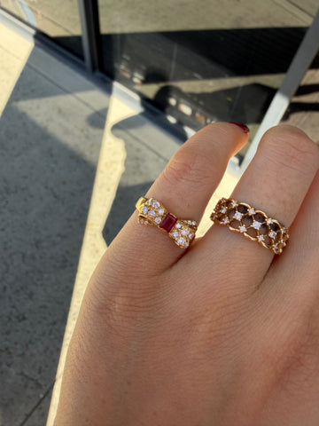 Ribon Ring in K18 Yellow Gold with Ruby & Diamond